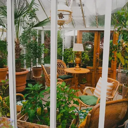 Hardanger Fjord Guest house *